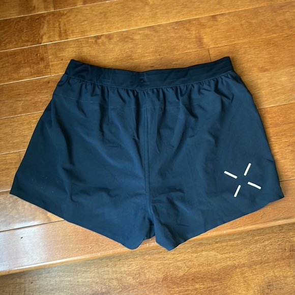 NWOT Ten Thousand Black Distance Short 3" Size Extra Small - Picture 2 of 7
